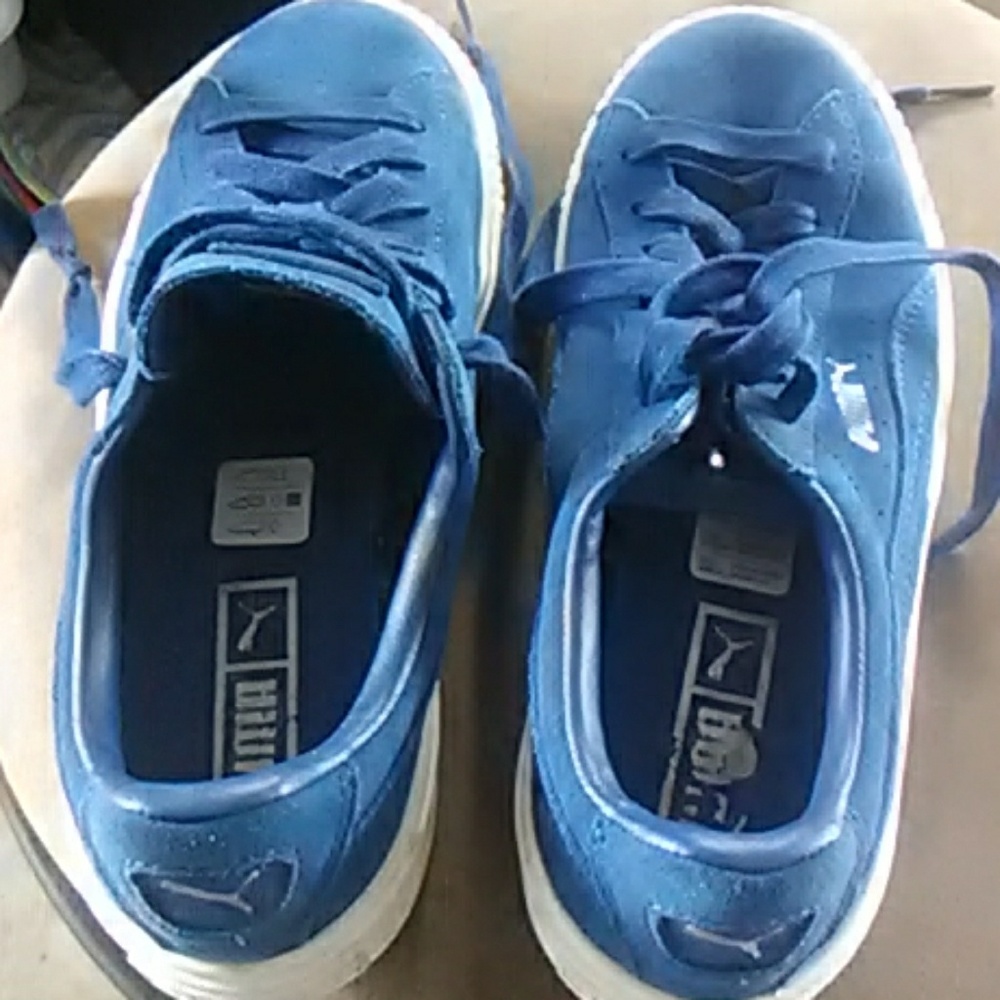 Size 7 Puma - Picture 2 of 2